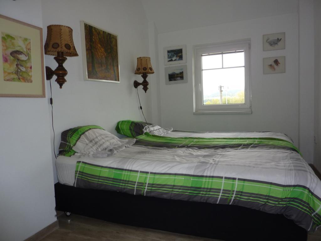 B&B En Mini-Camping Pension Kidafo Libun Екстер'єр фото